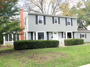 110 N Parkside Ave, Glen Ellyn, IL 60137