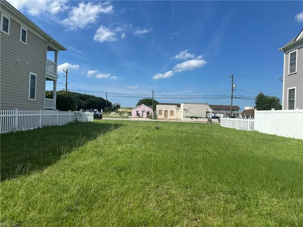 2905 E Ocean View Ave, Norfolk, VA 23518