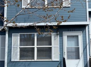 2031 Oakcrest Cir #5-H, Castle Rock, CO 80104