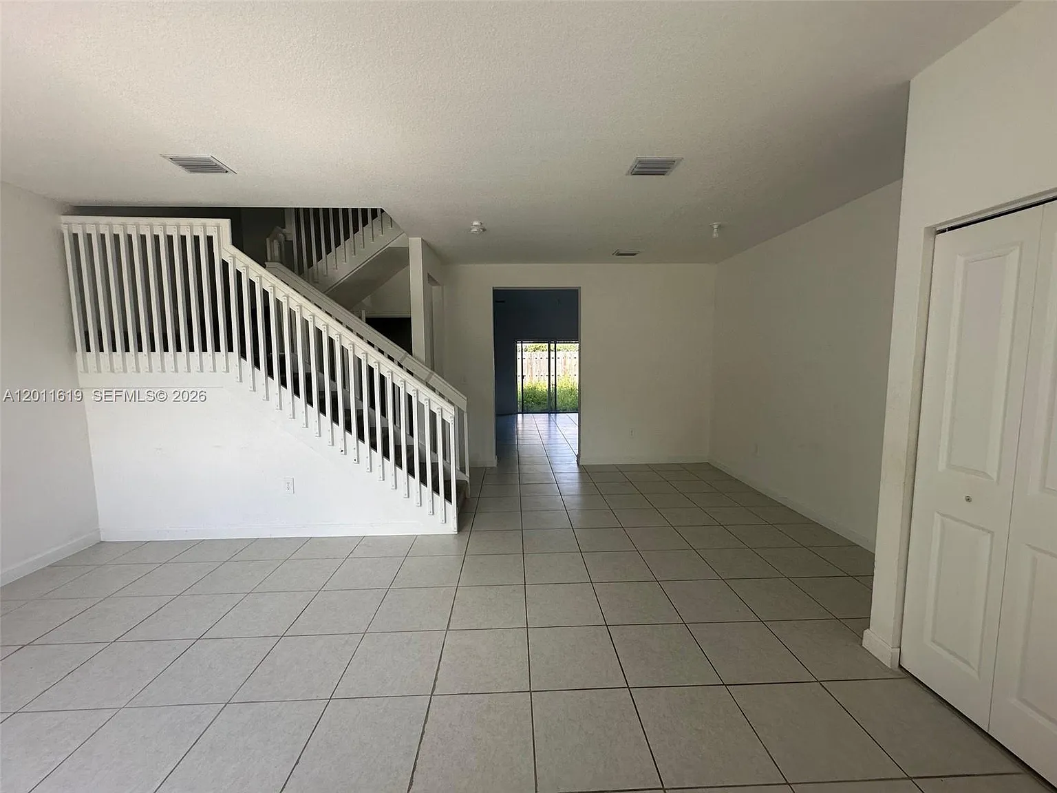 Keys Gate Residential — Photo 2