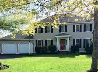 8 Bay Hill Rd, Kingston, MA 02364