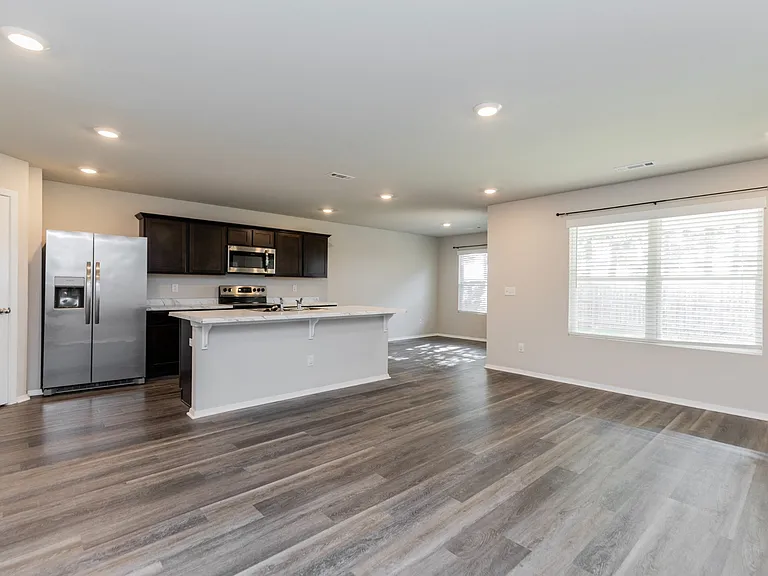 3707 S 1st Pl — Photo 1
