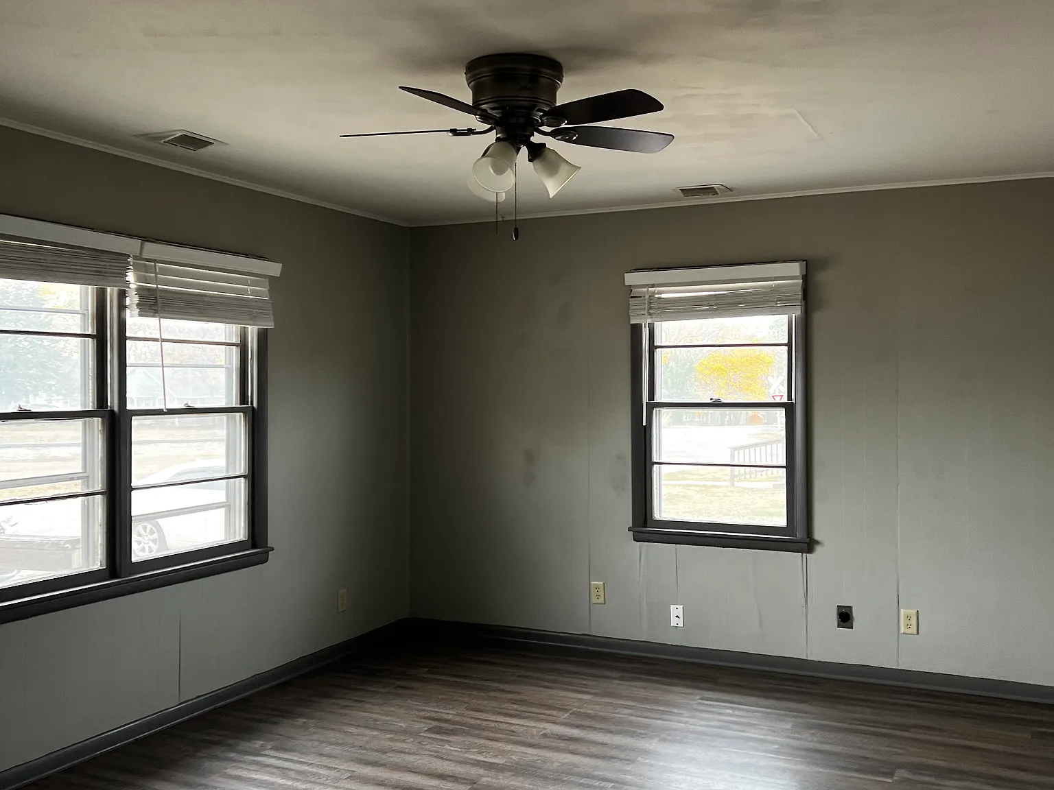 2 bed, 740 sqft, $750 — Photo 2