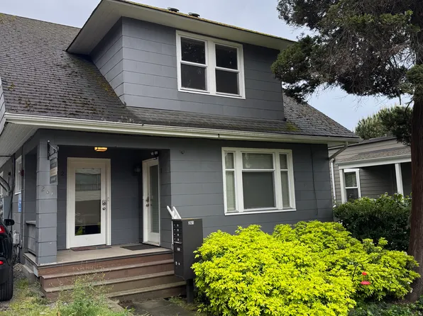 261 E Boston St, Seattle, WA