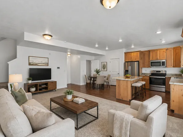 4216 W Gunlock Park Ct, Herriman, UT 84096