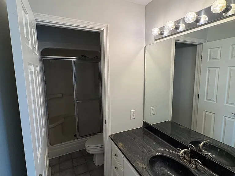 120 W Green Meadows Rd — Photo 18
