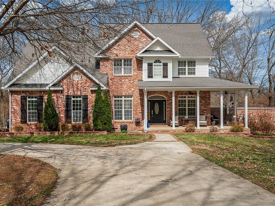 1st image of 1629 Clover Hill Rd