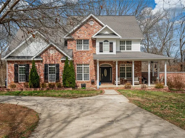 1629 Clover Hill Rd, Harrison, AR 72601