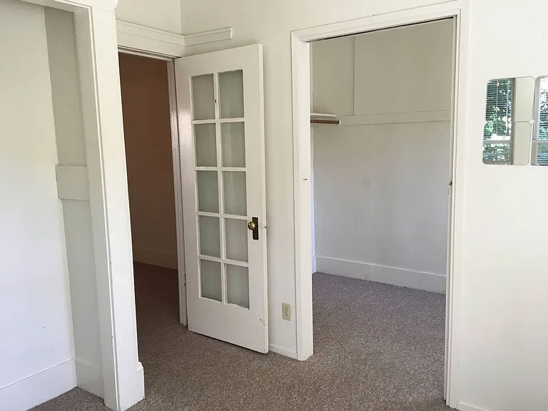 2642 Derby St #1 — Photo 11
