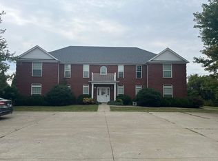 110 Manor Ave #203, Bardstown, KY 40004
