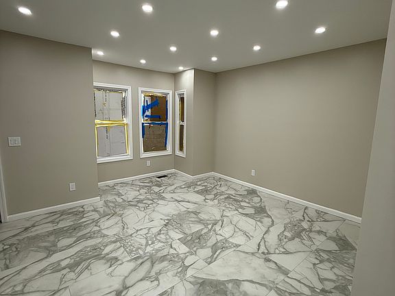 2nd image of 103 Helen St