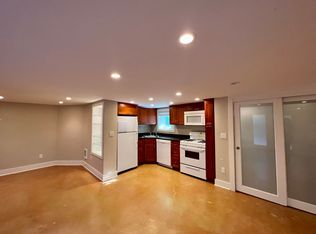 3255 SE Madison St #B, Portland, OR 97214