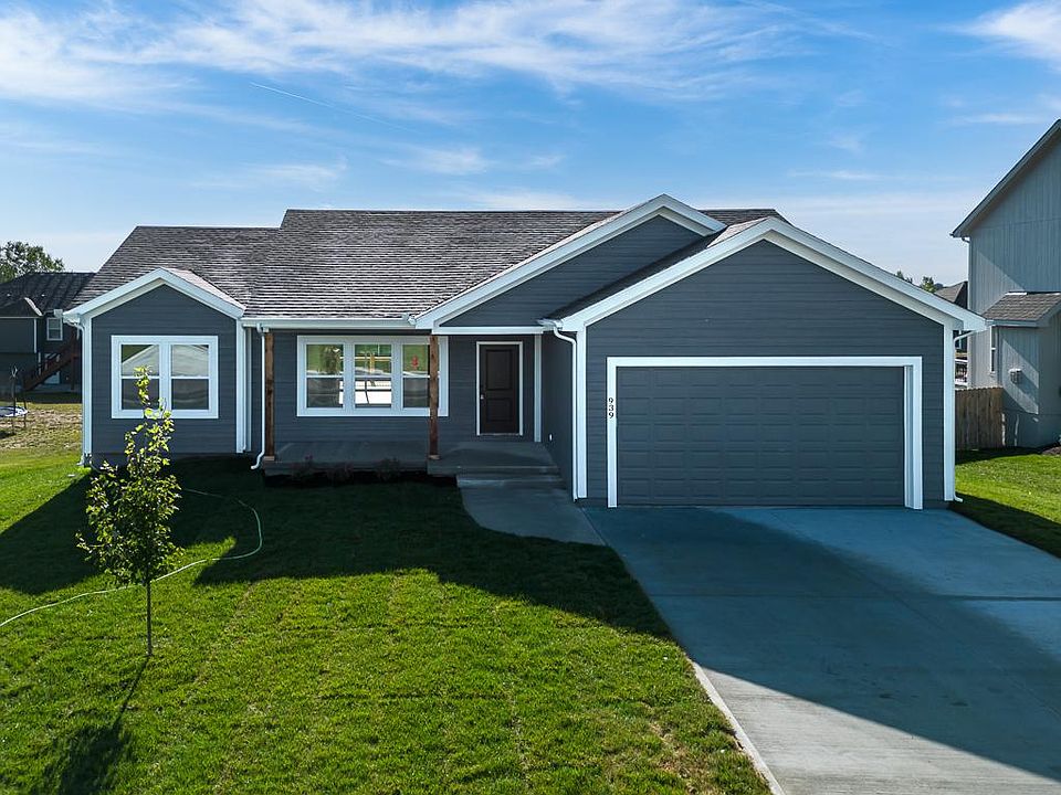 1st image of 939 Cottonwood Ct