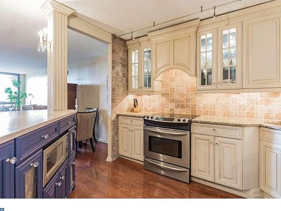 2nd image of 233 S 6th St APT 611