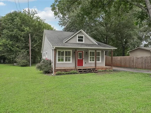 172 4th St, Emerson, GA 30137