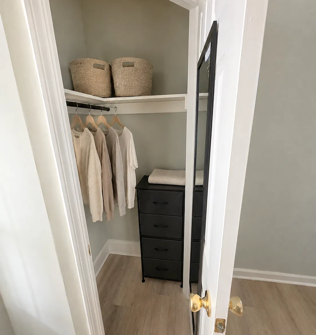 6 bed, 2000 sqft, $750 — Photo 3