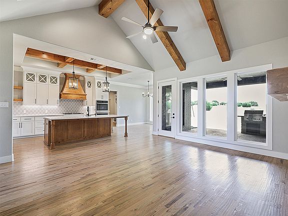 4th image of 1074 Timber Hills Dr