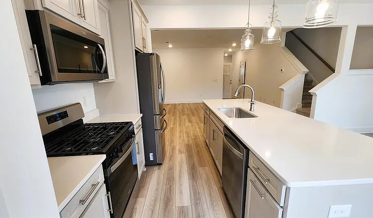 132 Marston Ln #1 — Photo 2
