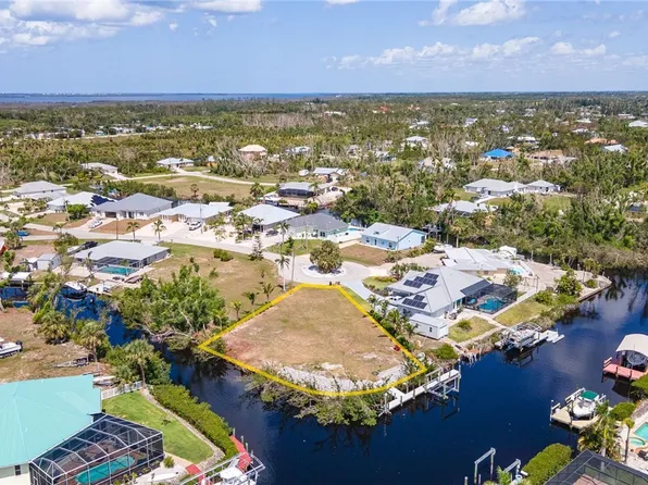 11536 Flint Ln, Bokeelia, FL 33922