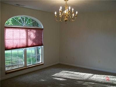 2nd image of 491 N Odell St