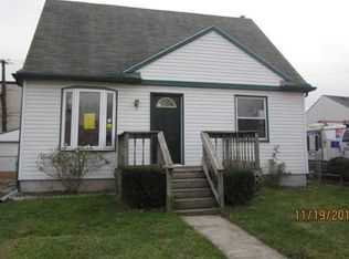 22 Warrington Rd, Toledo, OH 43612