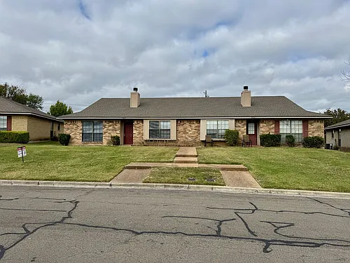 9217 Regal Dr Photo 1
