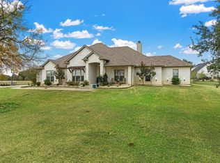 60 Seven Oaks Ln, China Spring, TX 76633