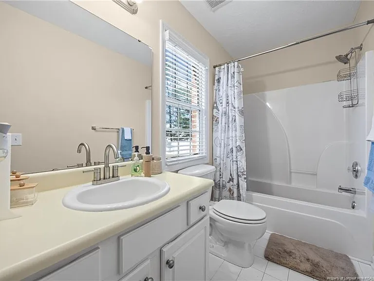 3805 Sunchase Dr — Photo 7