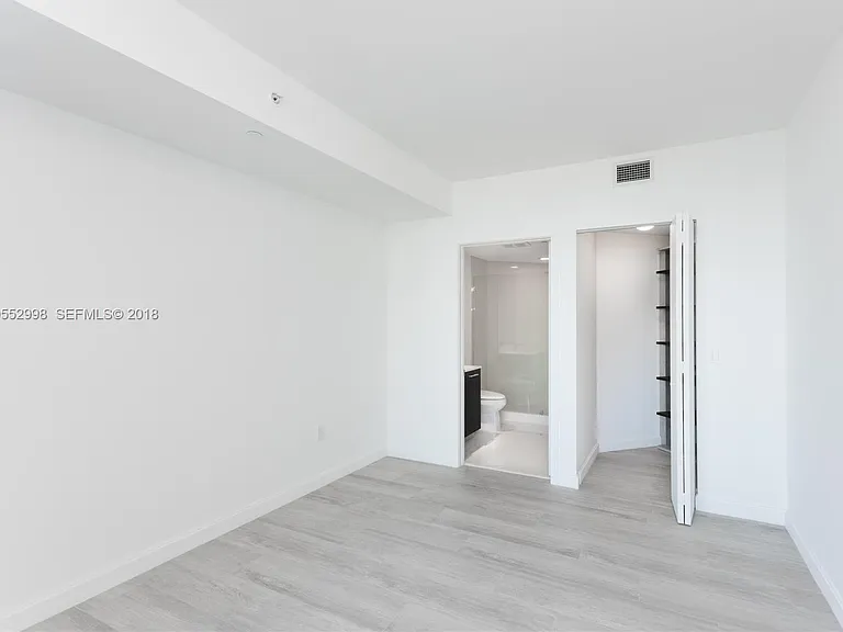 45 SW 9th St #1301 — Photo 3
