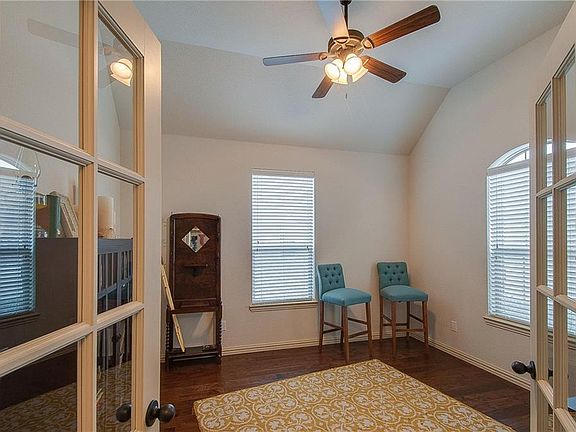 5th image of 104 Cactus Ct