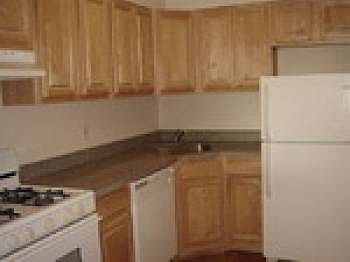1st image of 2520 Crescent St APT 3a
