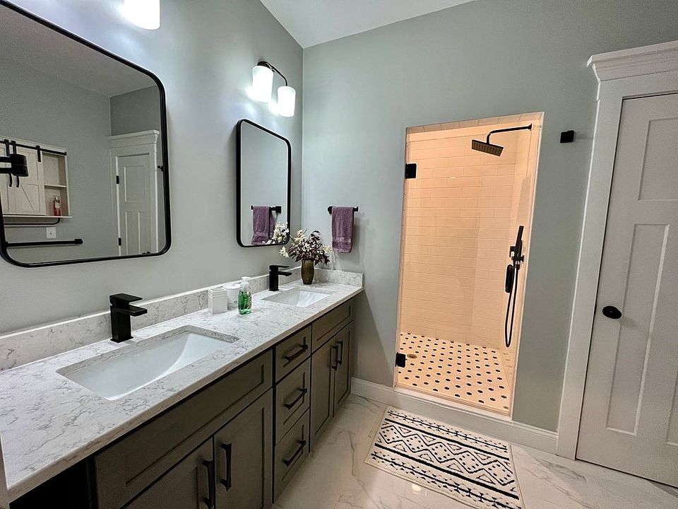 Forest Glen Apartments - Uxbridge, MA | Zillow