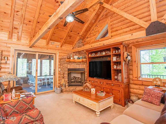 17th image of 3123 Rocking Chair Ln