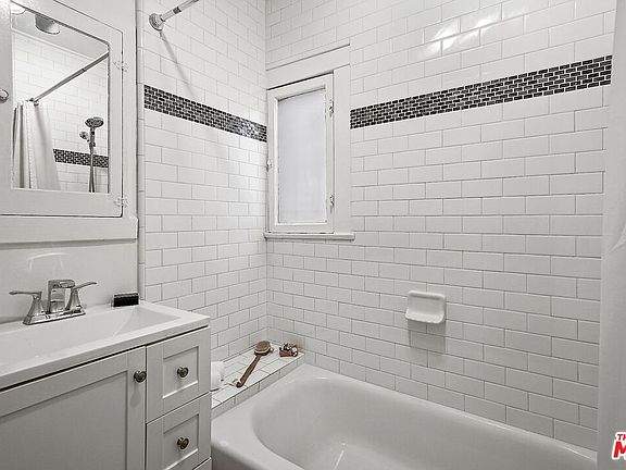 2nd image of 1916 3rd St #1916