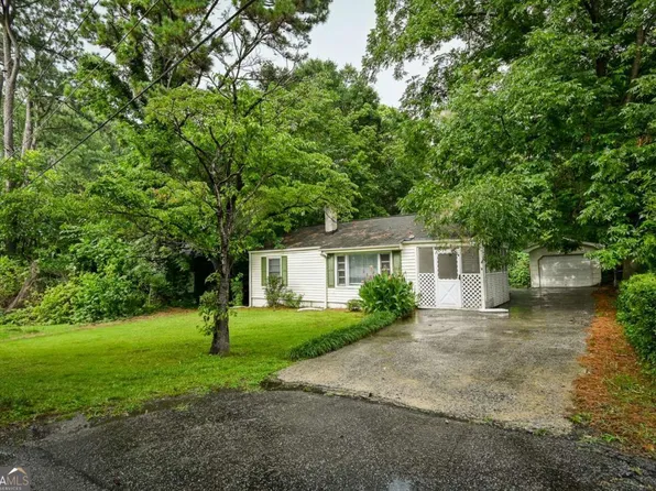 4742 West Dr, Forest Park, GA 30297