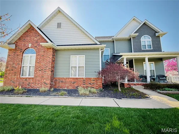 367 Saint Gemma Dr, O'Fallon, MO 63366