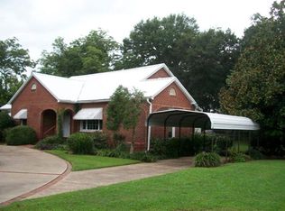 133 Moore St, Cowpens, SC 29330