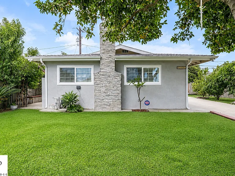 4361 Los Serranos Blvd — Photo 10