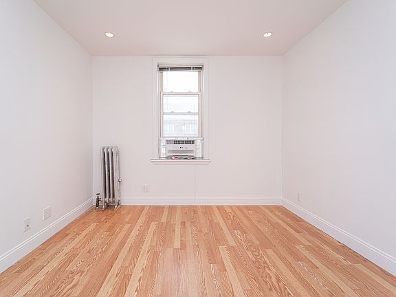 4th image of 32-58 43rd St #2R
