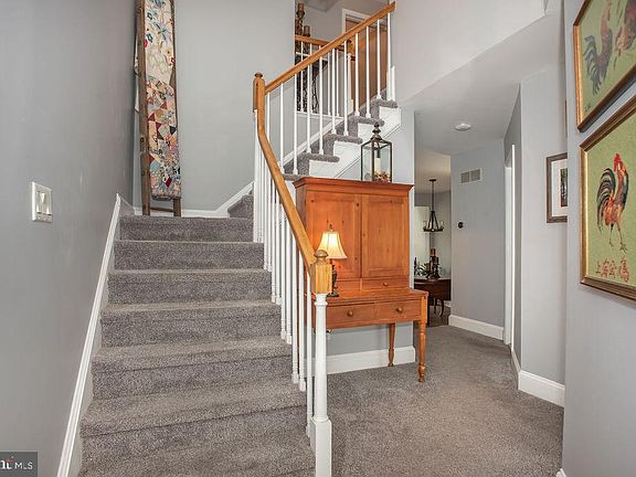 4th image of 41 Marsh Woods Ln