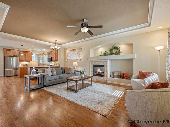 4th image of 3604 Saratoga St
