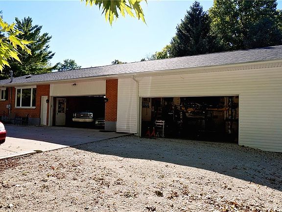 5th image of 3666 Cedarwood Ln