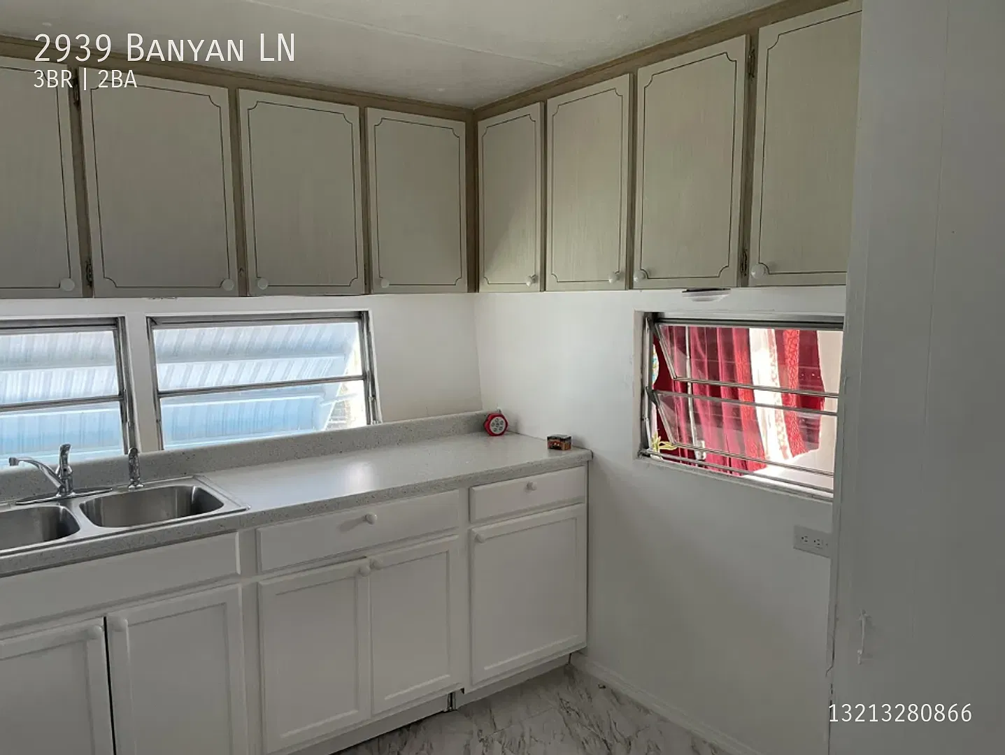 2939 Banyan Ln — Photo 3