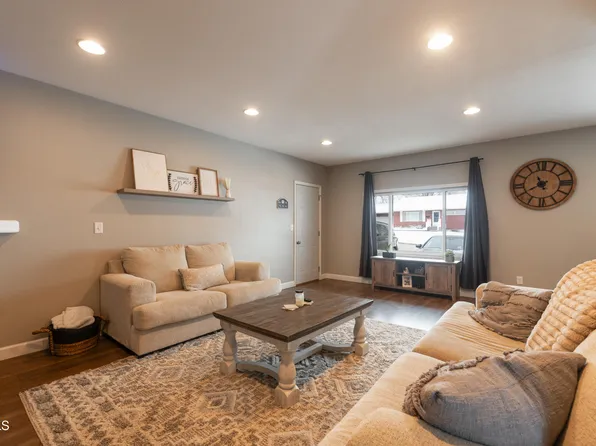 2412 E Avenue C, City Of Bismarck, ND 58501