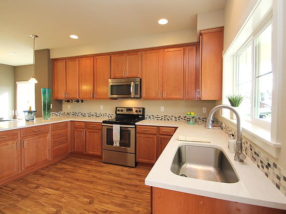 4th image of 4511 Briggs Dr SE