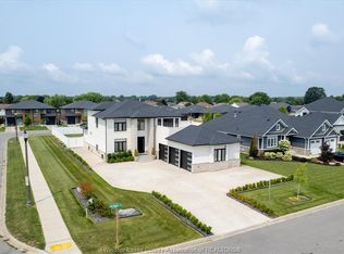 501 Caldwell Ct, Amherstburg, ON N9V0G4