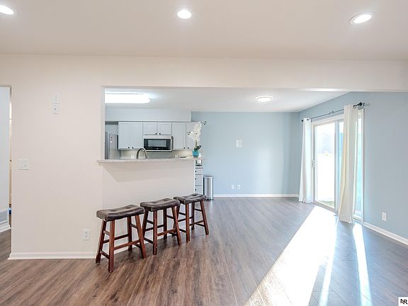4th image of 9314 Forest Glen Dr