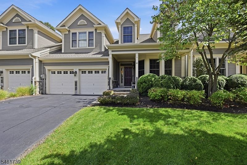 1st image of 43 Sterling Dr