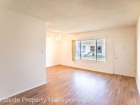 3rd image of 12734 Matteson Ave #6