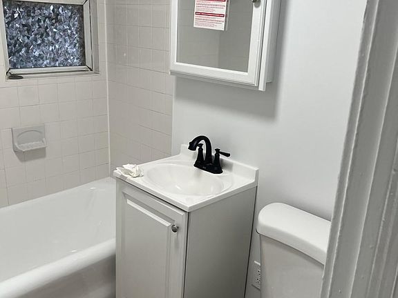2nd image of 81 Wallace St APT 1N